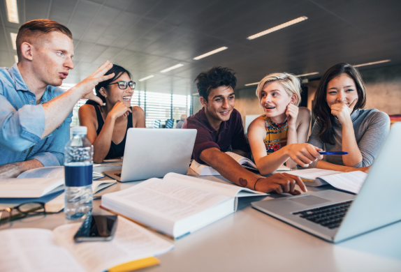 Digital Transformation in UK Universities: Transitioning from Traditional Lectures to Hybrid Support Systems